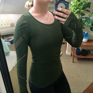 [fabletics] long sleeve